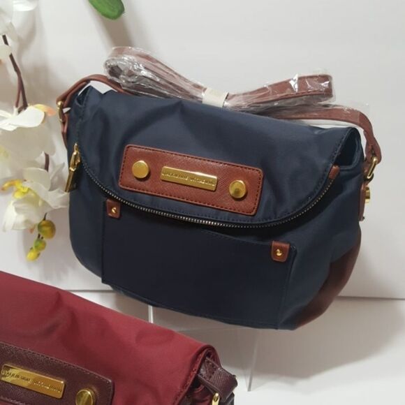 Adrienne Vittadini Red and Blue Crossbody Bags with Structured Shape - Picture 6 of 6